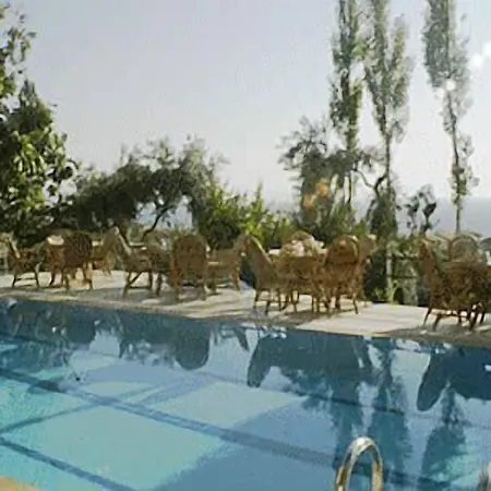 Asia Apart Hotel מלון דירות 3*